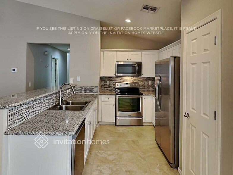 Building Photo - 2260 W Hayden Peak Dr