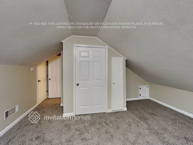 Building Photo - 65 Windsong Dr