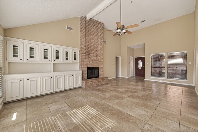 Building Photo - 14703 Stanbridge Dr