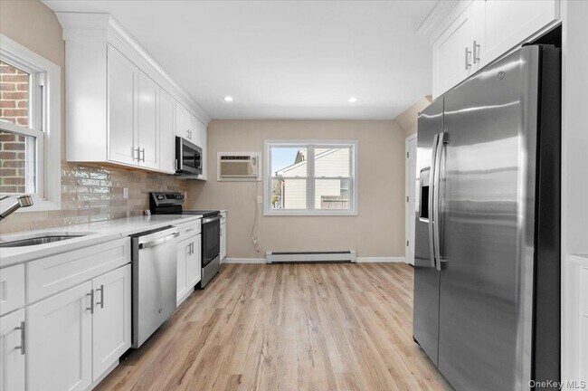 Building Photo - 1461 10th St