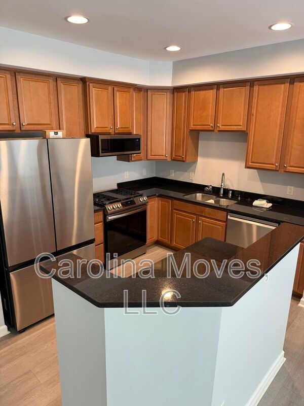 Building Photo - 479 Woodbark Ct