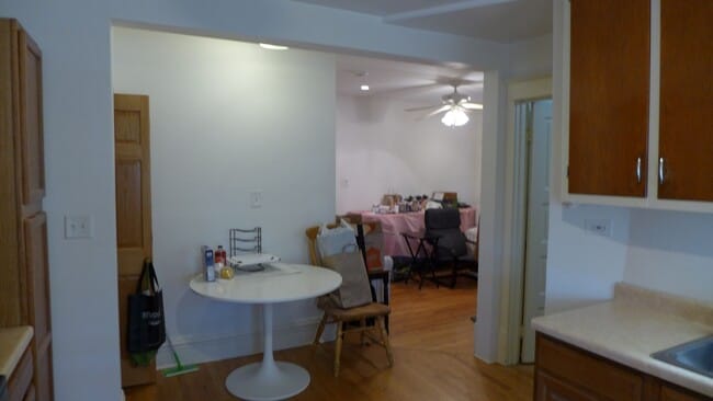 Building Photo - 136 Elgin Ave