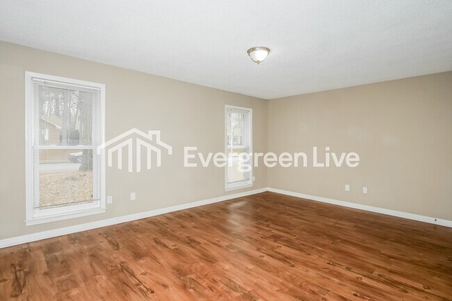 Building Photo - 4534 Sandy Park Dr