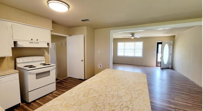 Building Photo - 4394 FM 17