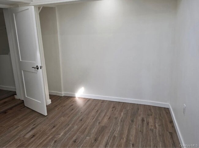 Building Photo - 534 NY-32