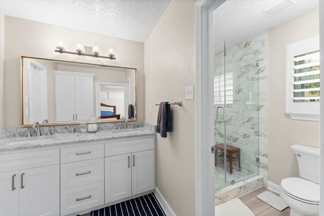 Building Photo - 28814 Holly Hill Dr