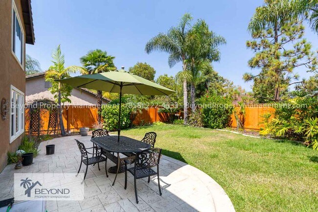 Building Photo - ***SOLAR***GATED ACCESS***2 CAR GARAGE***P...