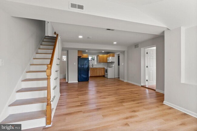 Building Photo - 3301 Sollers Point Rd