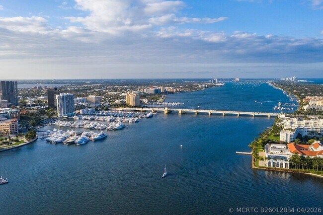 Building Photo - 550 Okeechobee Blvd