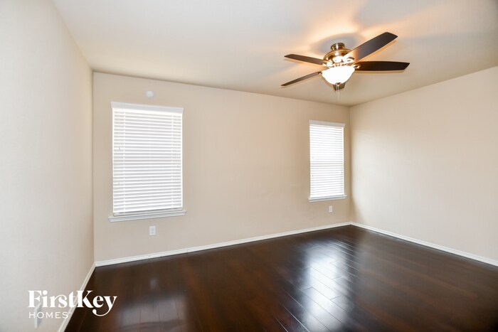 Building Photo - 1480 Arabella Ave