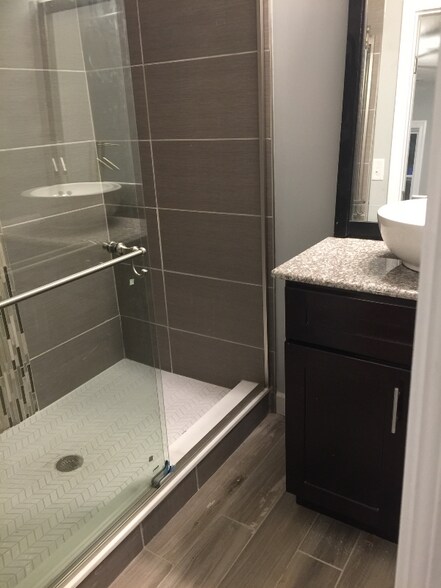 Building Photo - 4633 Murrayhill Rd