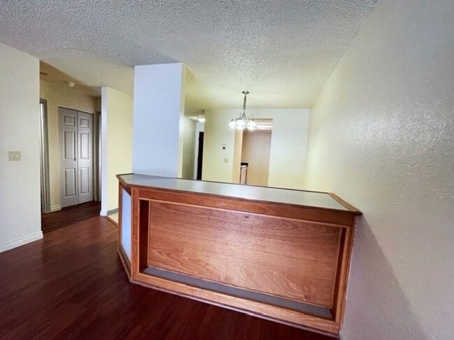 Building Photo - East Anchorage Condo with Laminate Floorin...