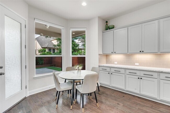 Building Photo - 4129 Bison Bend