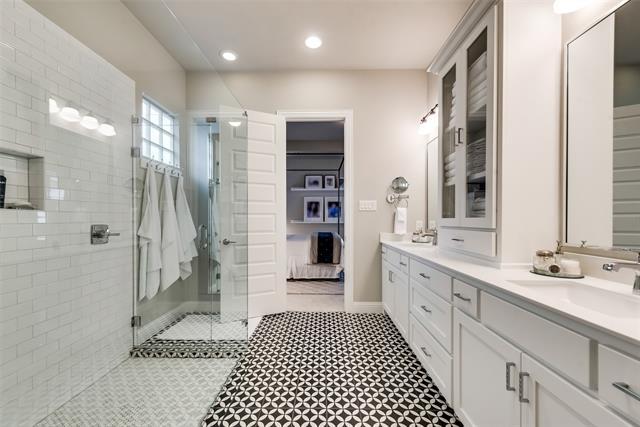 Building Photo - 3828 Killian Ct