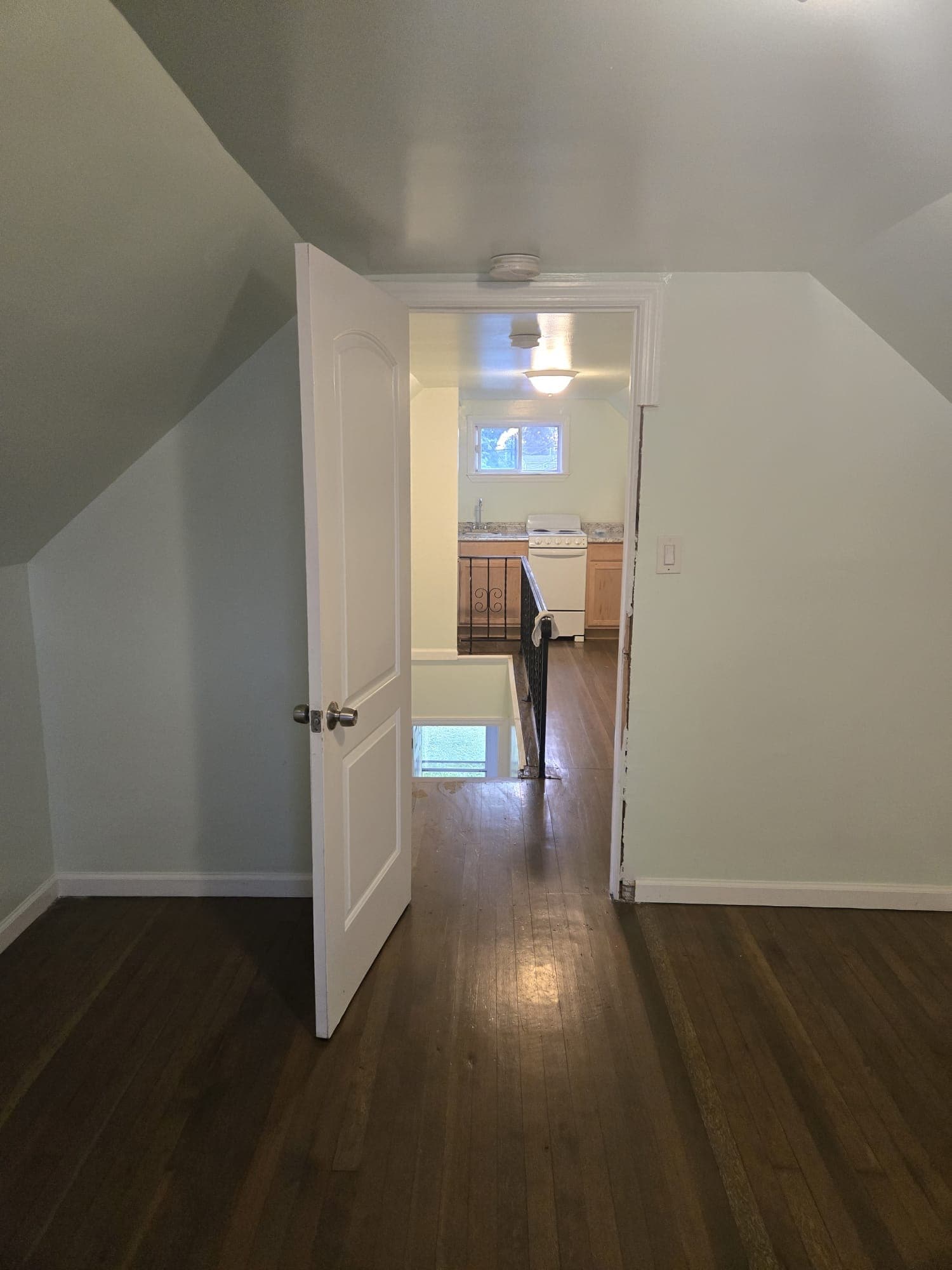Building Photo - 14 3rd Pl