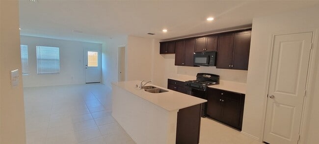 Building Photo - 2636 Turtle Dove Dr