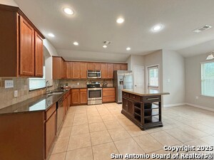 Building Photo - 4096 Cherry Tree Dr