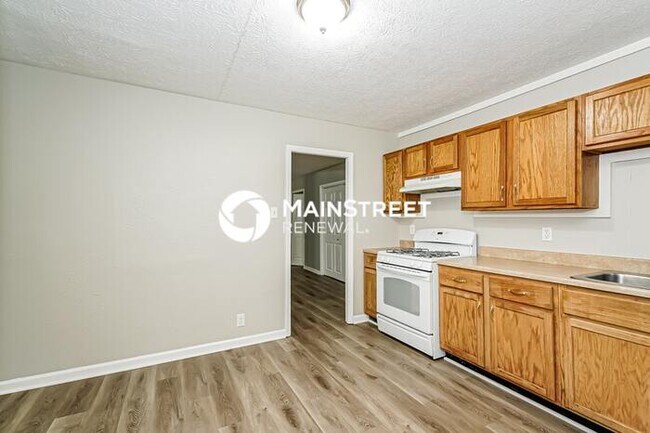 Building Photo - 3 Bedroom Pet-Friendly Home in Indianapoli...