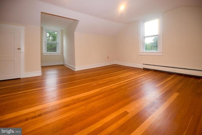 Building Photo - 12335 Rousby Hall Rd