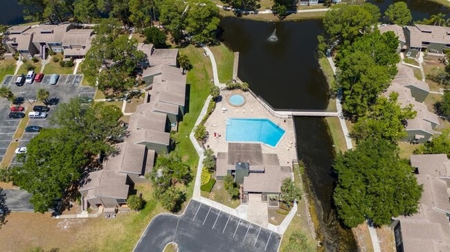 Building Photo - 6082 Peregrine Ave