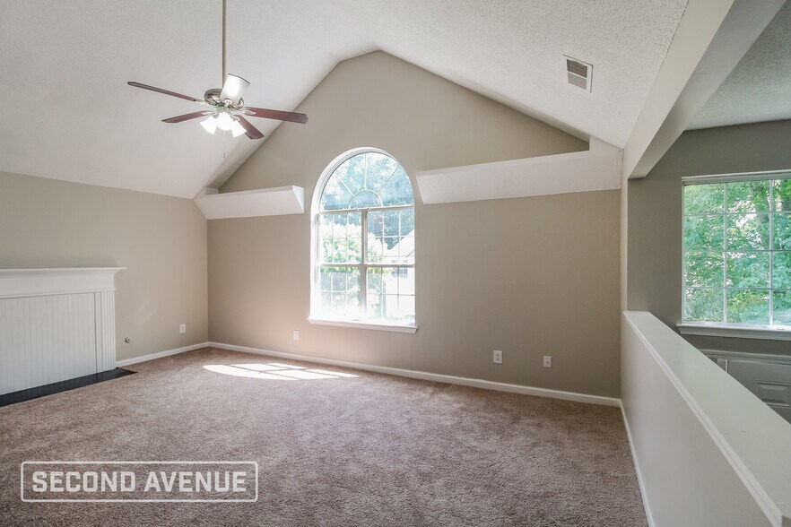 Building Photo - 3852 Waldrop Hills Dr