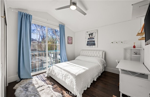 Building Photo - 4 Chandon