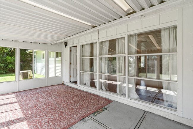 Building Photo - 1935 Carmanbrook Pkwy