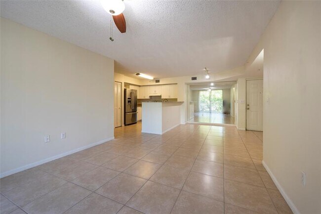 Building Photo - 4808 N State Rd 7