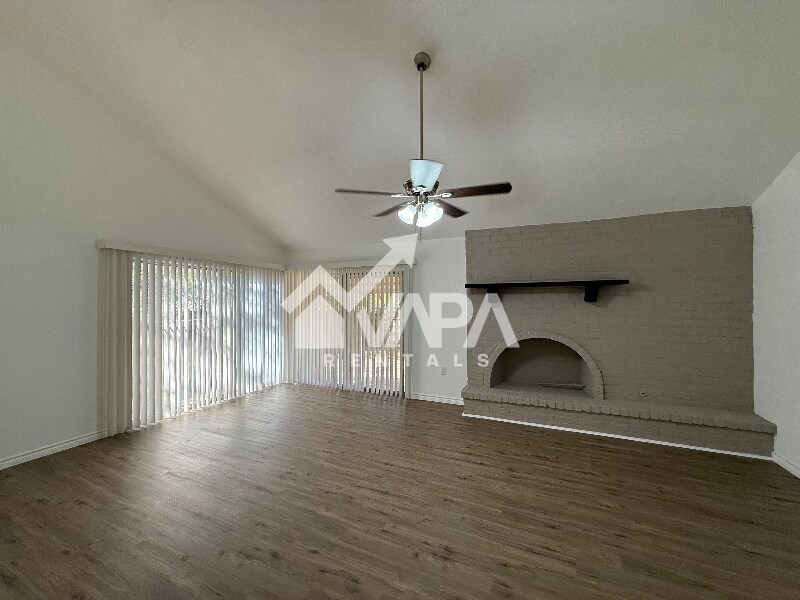 Building Photo - 12411 Gran Vista St