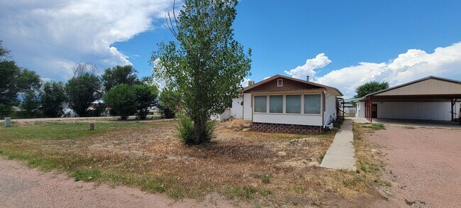 Building Photo - 655 3rd St