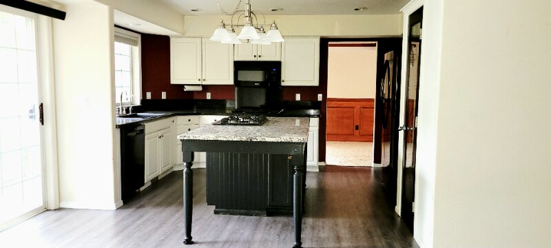 Building Photo - 801 S Riverside Harbor Dr