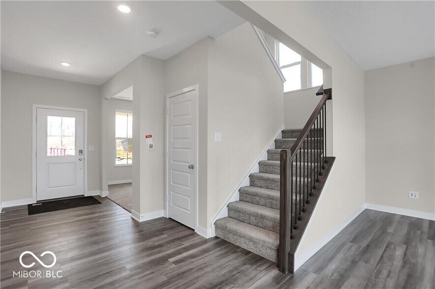 Building Photo - 17364 Americana Xing