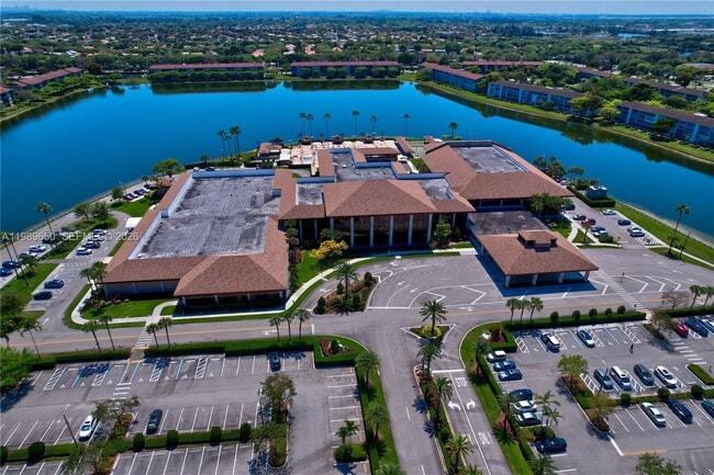 Building Photo - 400 SW 134th Way