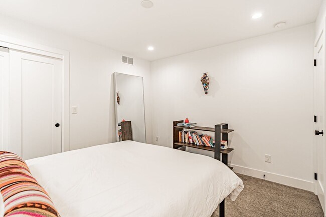 Building Photo - Luxury 3BD, 2.5BA Sloan's Lake Home with Top Floor Flex Room