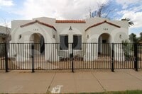 Building Photo - 146 N 10th Ave