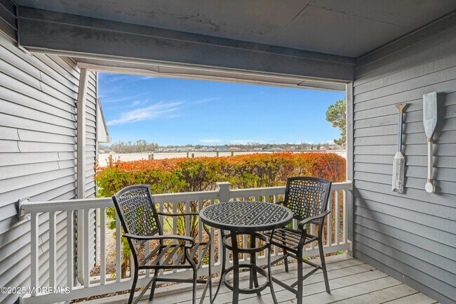 Building Photo - 85 E Water St