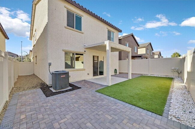 Building Photo - 2212 Langmore St