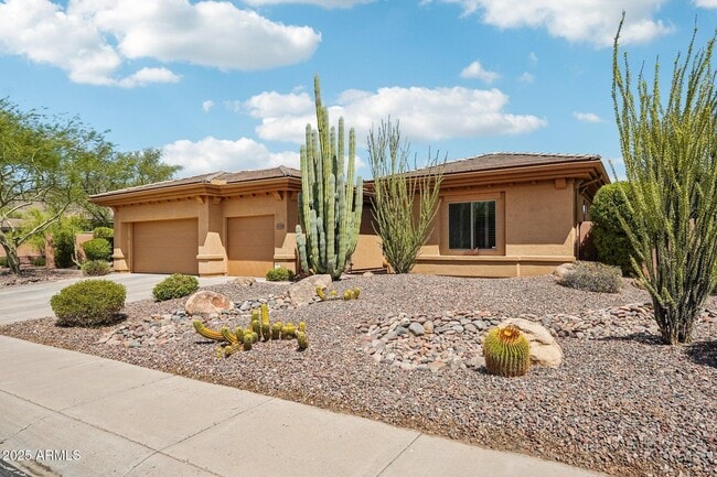 Building Photo - 42019 N Golf Crest Rd