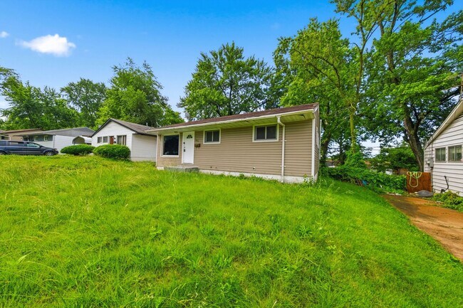 Building Photo - For Rent – 3 Bedroom Home | Section 8 Welcome