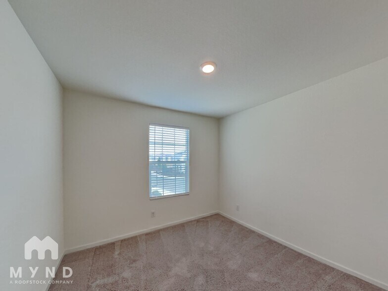 Building Photo - 8207 C Lopez Jr Wy