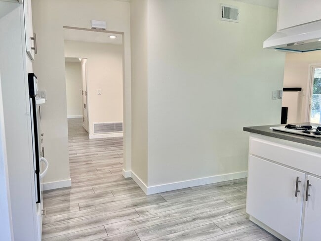 Building Photo - Remodeled 3-bedroom, 2 bath home in Agoura Hills