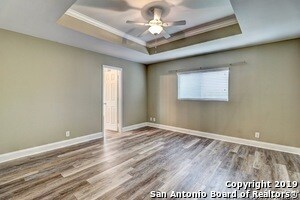 Building Photo - 24218 Waterwell Oaks
