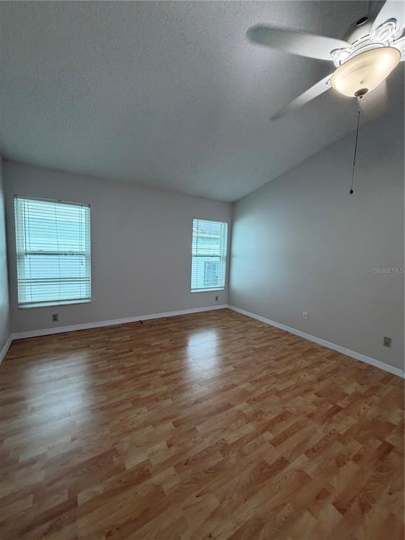 Building Photo - 3727 Dunwich Ave