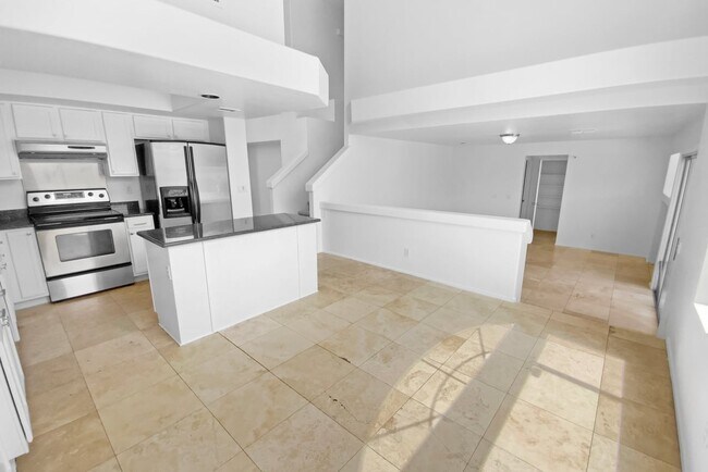 Building Photo - 10928 Vista Ave