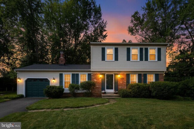 Building Photo - 18904 Blue Heron Ln