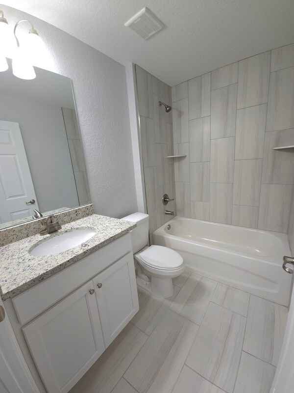 Building Photo - 4750 SW 139th St Rd