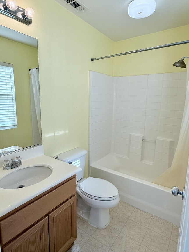 Building Photo - 11226 Evergreen Loop