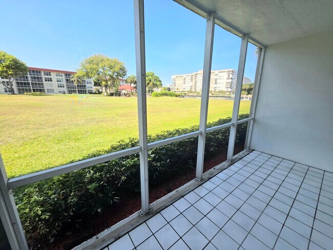 Building Photo - 3100 NE 48th Ct