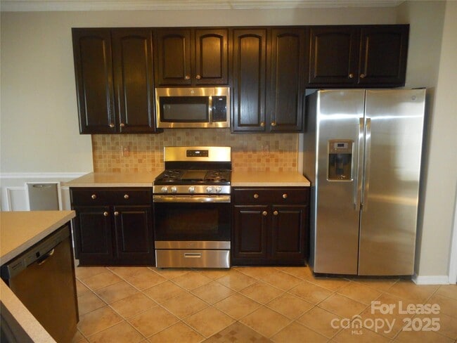 Building Photo - 17207 Overstone Ct