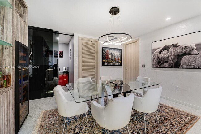 Building Photo - 1000 Brickell Plaza